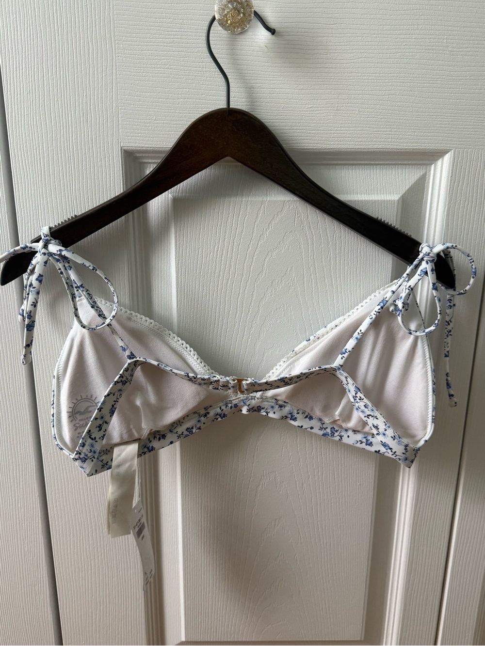Hollister Ditsy Floral Bikini Top - Picture 3 of 4
